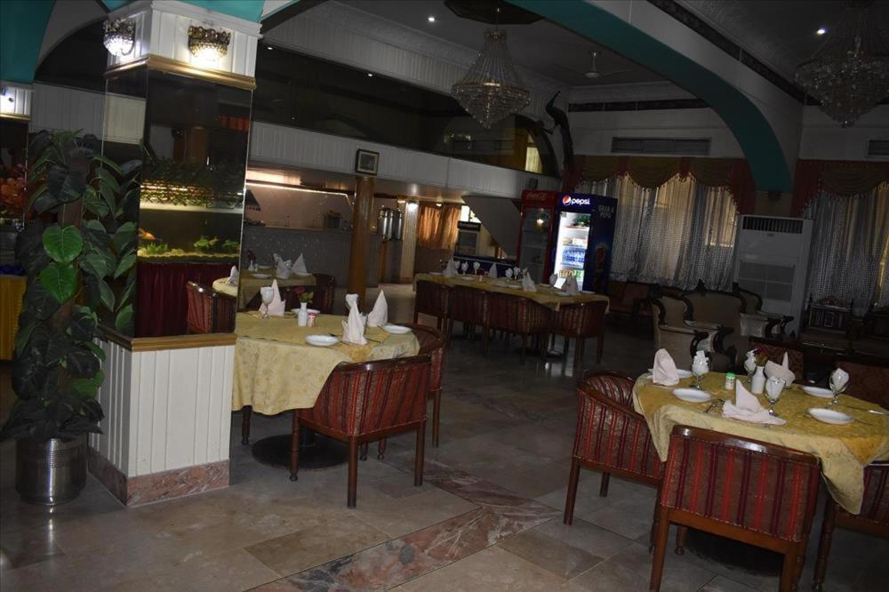 Hotel De Mall Rawalpindi Luaran gambar